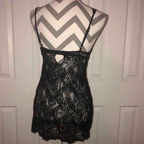 Victoria’s Secret Very Sexy Slip - Picture 2 of 3